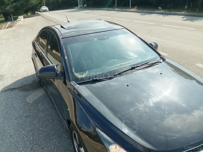 Chevrolet Cruze 2011, 410,000 km - 1.4 l - Qusar