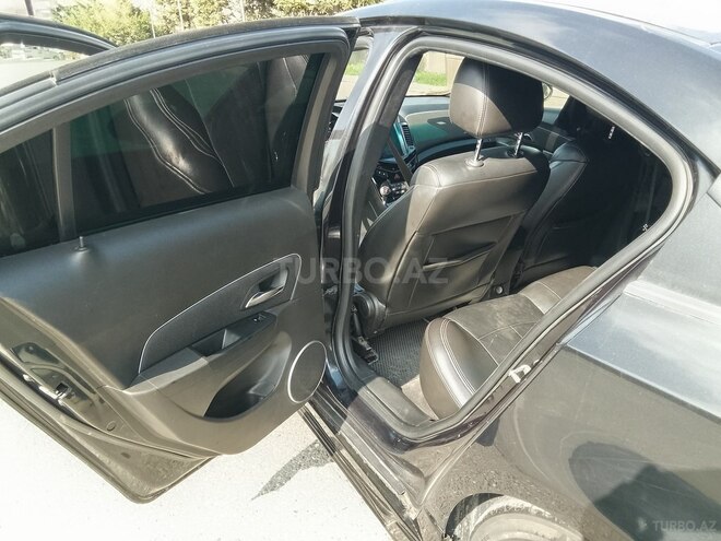 Chevrolet Cruze 2011, 410,000 km - 1.4 l - Qusar