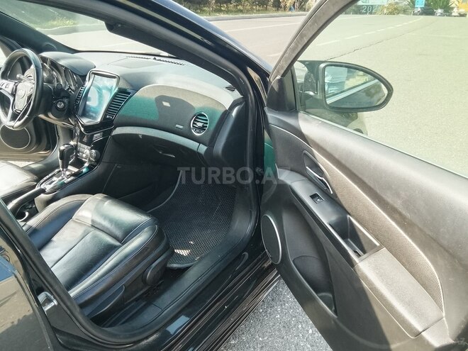 Chevrolet Cruze 2011, 410,000 km - 1.4 l - Qusar