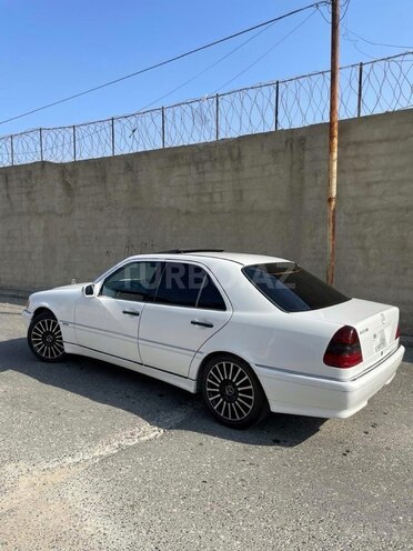 Mercedes C 230 1998, 280,000 km - 2.3 l - Bakı