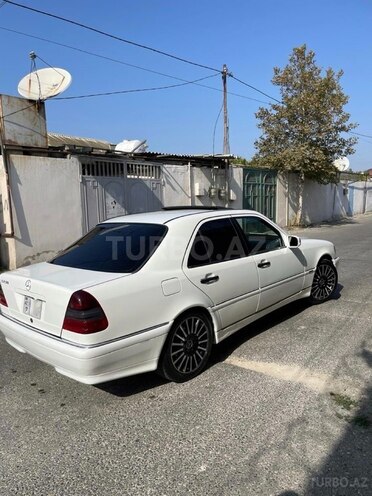 Mercedes C 230 1998, 280,000 km - 2.3 l - Bakı