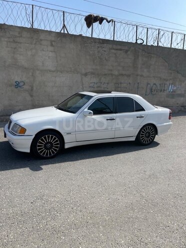 Mercedes C 230 1998, 280,000 km - 2.3 l - Bakı