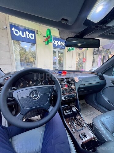 Mercedes C 240 1999, 422,000 km - 2.4 l - Şəki