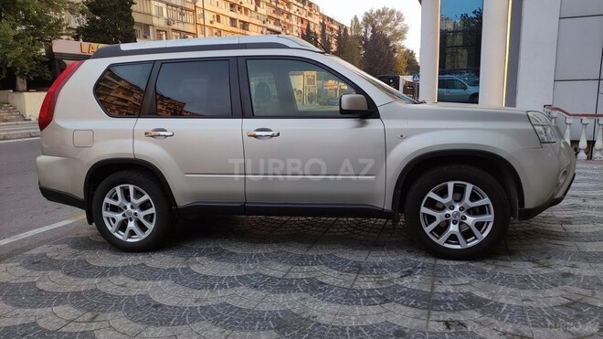 Nissan X-Trail 2012, 222,000 km - 2.5 l - Bakı