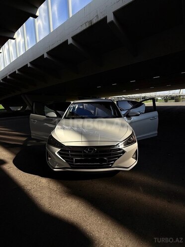 Hyundai Elantra 2019, 103,000 km - 2.0 l - Bakı
