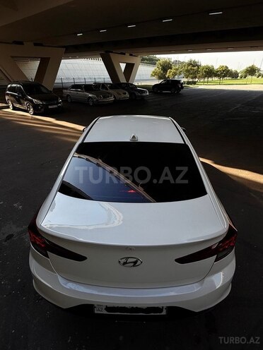 Hyundai Elantra 2019, 103,000 km - 2.0 l - Bakı