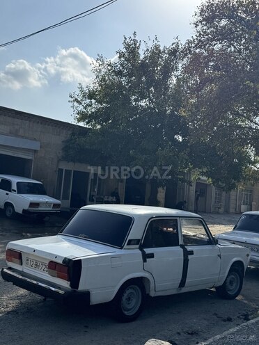 LADA (VAZ) 2107 2005, 270,000 km - 1.6 л - Yevlax