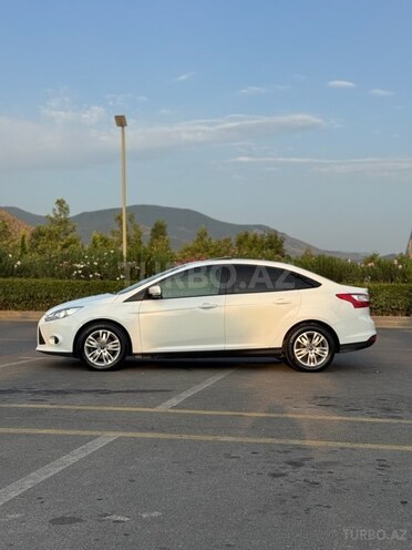 Ford Focus 2013, 158,500 km - 1.6 л - Şəki