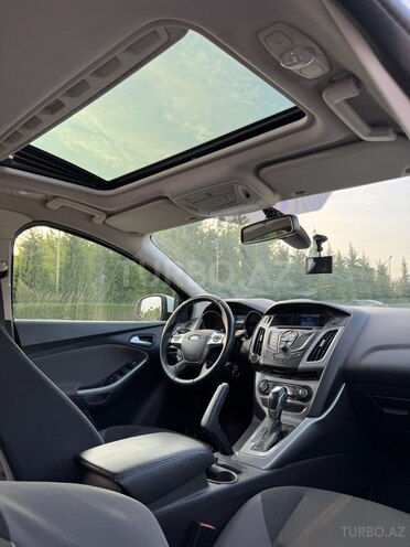 Ford Focus 2013, 158,500 km - 1.6 л - Şəki