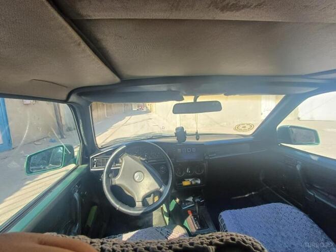 Mercedes 190 1992, 400,000 km - 1.8 l - Saatlı