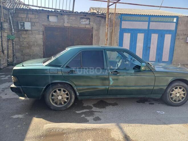 Mercedes 190 1992, 400,000 km - 1.8 l - Saatlı