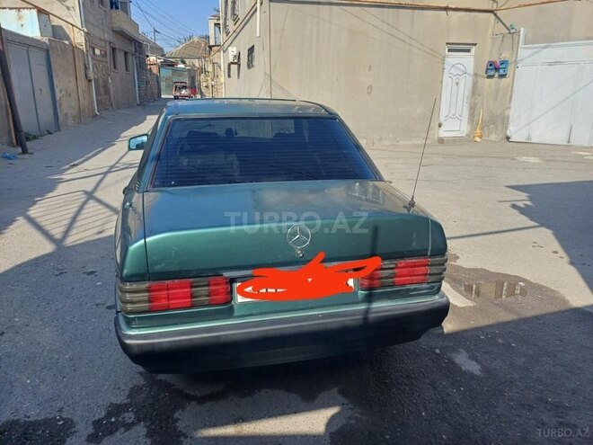 Mercedes 190 1992, 400,000 km - 1.8 l - Saatlı