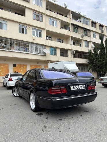 Mercedes E 270 2000, 550,000 km - 2.7 l - Bakı