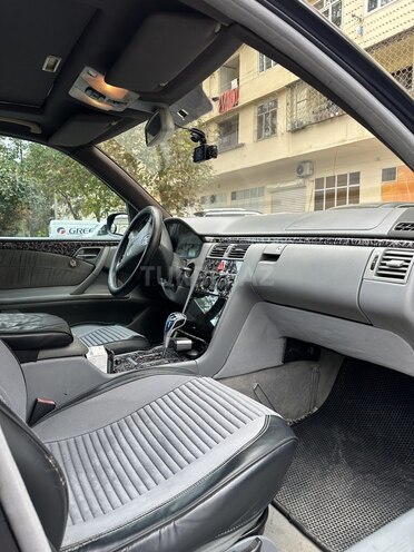 Mercedes E 270 2000, 550,000 km - 2.7 l - Bakı
