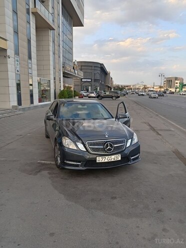 Mercedes E 220 2012, 313,000 km - 2.1 l - Bakı