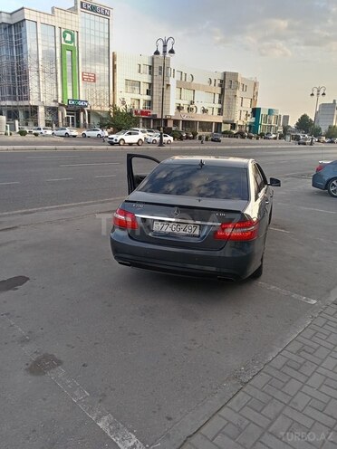 Mercedes E 220 2012, 313,000 km - 2.1 l - Bakı