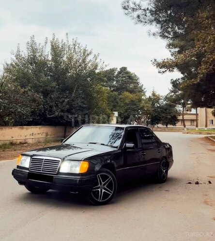Mercedes E 220 1995, 400,000 km - 2.2 l - Bakı