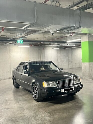 Mercedes E 220 1995, 400,000 km - 2.2 l - Bakı