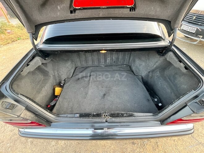 Mercedes E 220 1995, 400,000 km - 2.2 l - Bakı