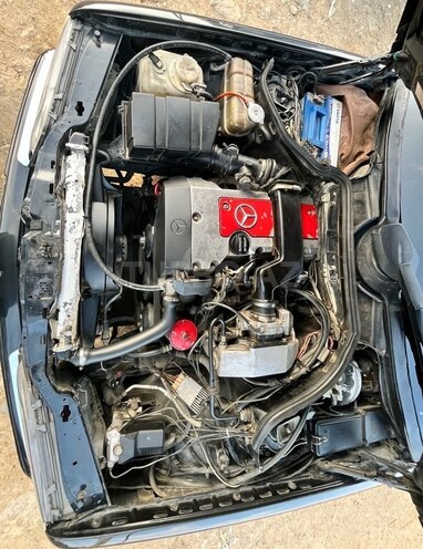 Mercedes E 220 1995, 400,000 km - 2.2 l - Bakı