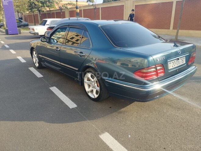 Mercedes E 200 1999, 219,780 km - 2.0 l - Gəncə