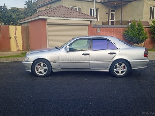 Mercedes C 200 2000, 260,000 km - 2.0 l - Masallı