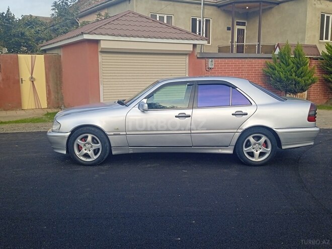 Mercedes C 200 2000, 260,000 km - 2.0 l - Masallı