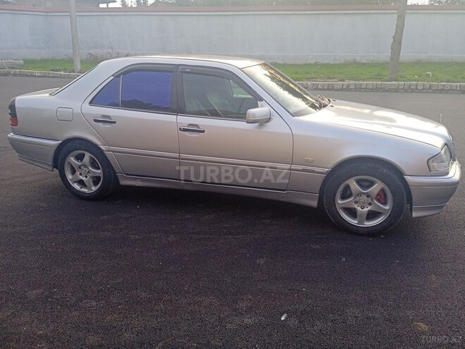 Mercedes C 200 2000, 260,000 km - 2.0 l - Masallı