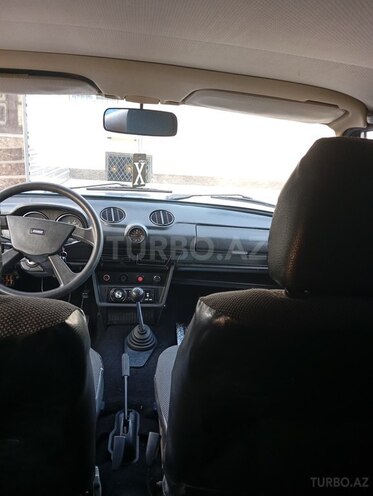 LADA (VAZ) 2106 2006, 150,000 km - 1.6 l - Ucar