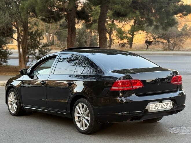 Volkswagen Passat 2013, 247,000 km - 1.8 l - Bakı