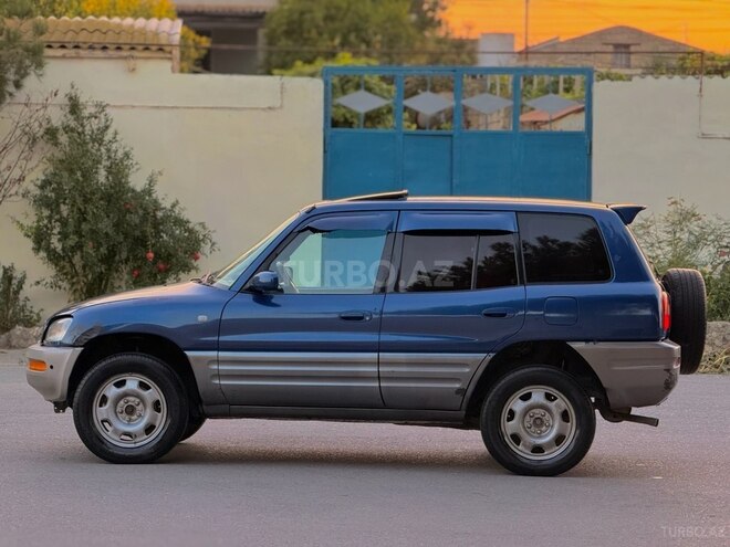 Toyota RAV4 1996, 270,000 km - 2.0 л - Bakı