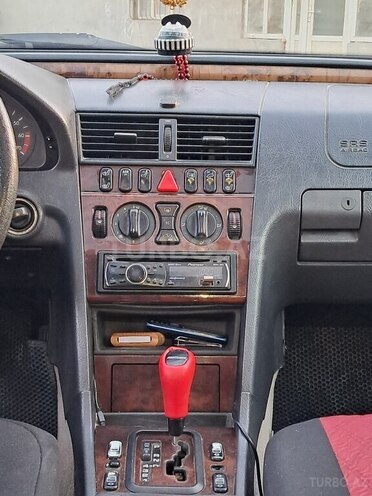 Mercedes C 230 1999, 310,000 km - 2.3 l - Bakı