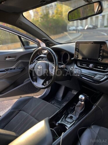 Toyota C-HR 2021, 115,000 km - 2.0 л - Bakı