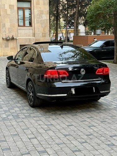 Volkswagen Passat 2013, 235,452 km - 1.8 л - Bakı