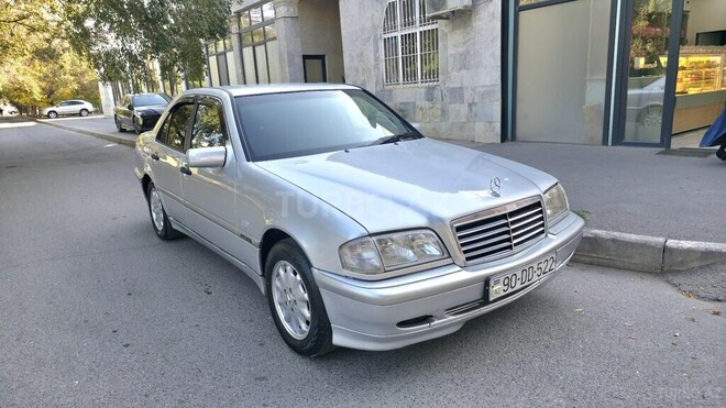 Mercedes C 180 2000, 236,255 km - 1.8 l - Sumqayıt
