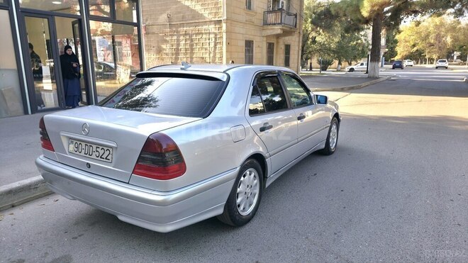 Mercedes C 180 2000, 236,255 km - 1.8 l - Sumqayıt