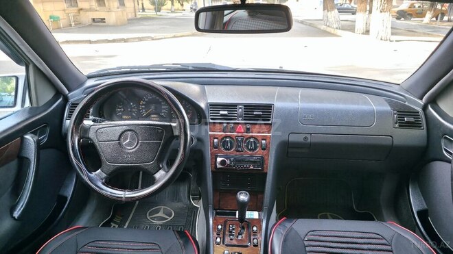 Mercedes C 180 2000, 236,255 km - 1.8 l - Sumqayıt