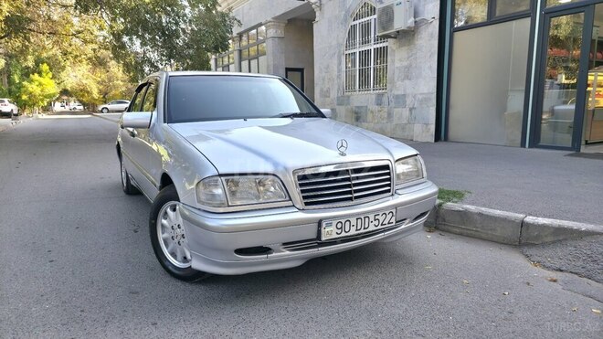 Mercedes C 180 2000, 236,255 km - 1.8 l - Sumqayıt