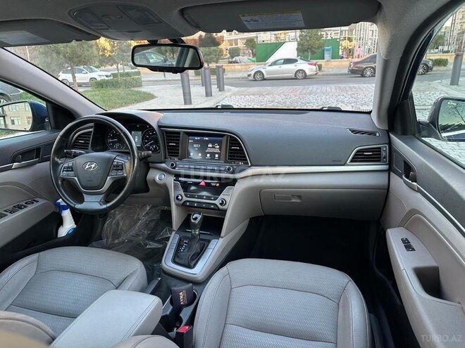 Hyundai Elantra 2016, 89,000 km - 2.0 l - Bakı