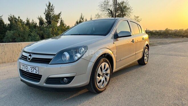 Opel Astra 2005, 203,000 km - 1.4 л - Salyan