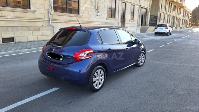 Peugeot 208 2013, 217,000 km - 1.6 л - Sumqayıt