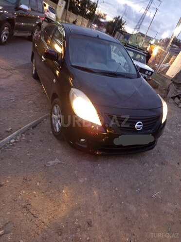 Nissan Sunny 2012, 239,599 km - 1.5 l - Bakı