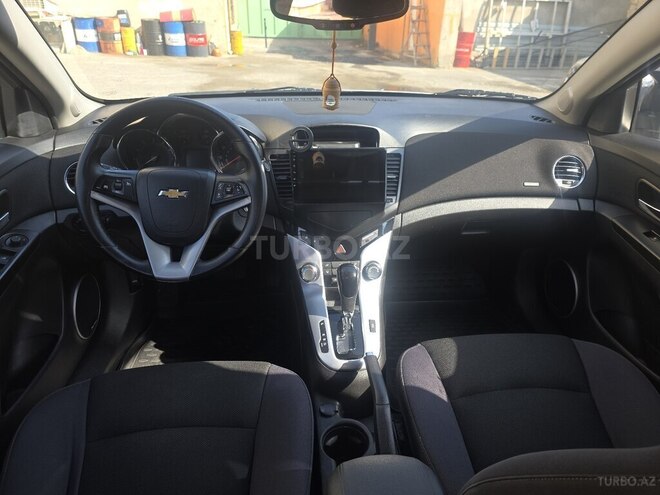 Chevrolet Cruze-6