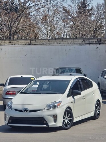 Toyota Prius 2015, 297,729 km - 1.8 л - Bakı