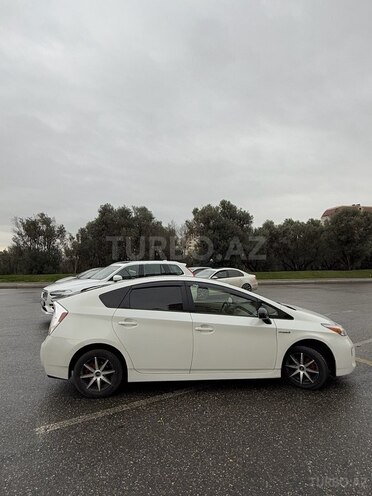 Toyota Prius 2015, 297,729 km - 1.8 л - Bakı