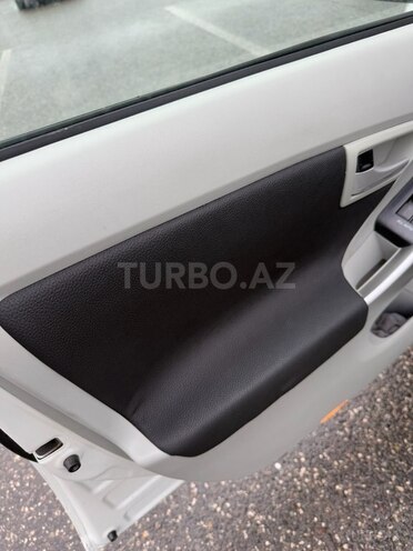 Toyota Prius 2015, 297,729 km - 1.8 л - Bakı
