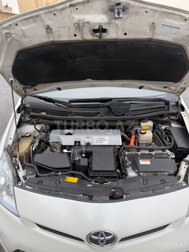 Toyota Prius 2015, 297,729 km - 1.8 л - Bakı