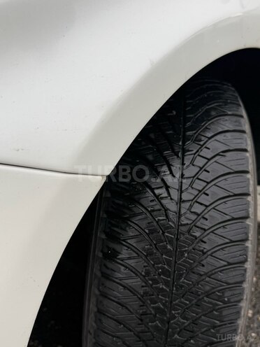 Toyota Prius 2015, 297,729 km - 1.8 л - Bakı
