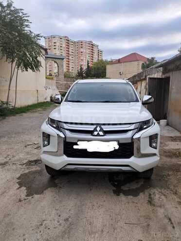 Mitsubishi L200 2020, 89,500 km - 2.4 l - Bakı
