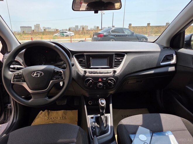 Hyundai Accent 2021, 113,781 km - 1.6 l - Bakı